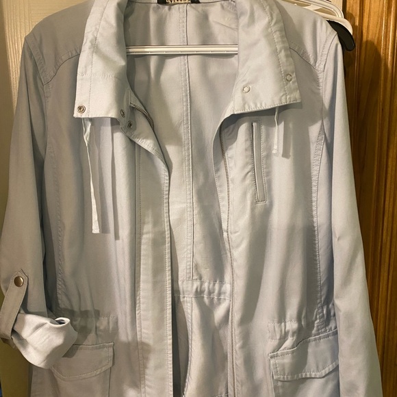 Talbots size Large lightweight blue jacket. - Picture 4 of 6